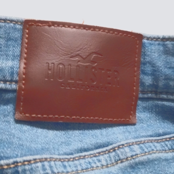 HOLLISTER MEN'S RIPPED LIGHT WASH BLUE  STRETCH SKINNY JEANS.SIZE W32 /L30 - Picture 4 of 15